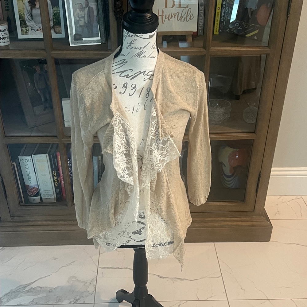 BKE Beige Ruffled Cardigan with Lace Trim